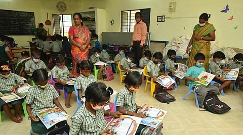 2 ஆம் வகுப்பு வரை வீட்டுப்பாடங்கள் தரக்கூடாது: தமிழக பள்ளிக் கல்வி துறை உத்தரவு