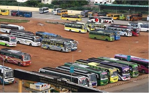 விடுமுறை நாட்களில் தொடரும் கூடுதல் கட்டண வசூல்: ஆம்னி பேருந்துகள் இயக்கத்தை முறைப்படுத்த வலியுறுத்தல்