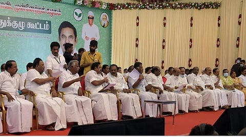 ஓபிஎஸ் நீக்கம் முதல் இபிஎஸ் தேர்வு வரை செல்லாது என்று உத்தரவிட்ட உயர் நீதிமன்றம்