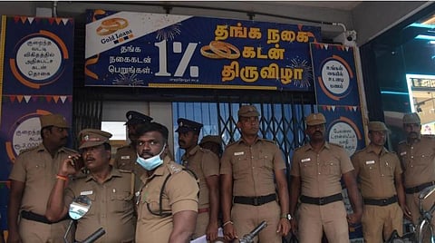 சென்னை வங்கிக் கொள்ளை | அச்சரப்பாக்கம் காவல் ஆய்வாளர் வீட்டில் 3.5 கிலோ தங்கம் பறிமுதல்