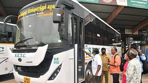 அரசு விரைவு பேருந்துகளை இயக்க 400 ஓட்டுநர்கள் - தனியார் நிறுவனங்கள் மூலம் தேர்வு செய்ய ஒப்பந்த அறிவிப்பு வெளியீடு