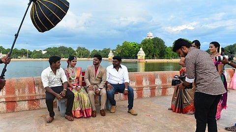சினிமா முதல் ‘ப்ரீ வெட்டிங்’ ஷூட் வரை - பரபரப்புக்கும் சுற்றுலா ஸ்பாட் ஆன மதுரை தெப்பக்குளம்