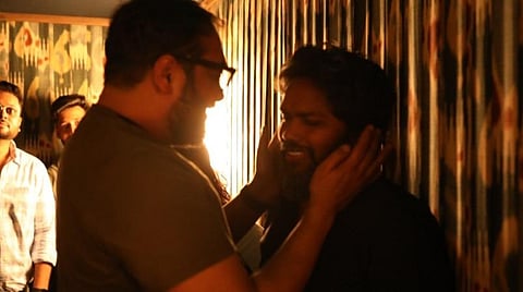 நட்சத்திரம் நகர்கிறது சிறப்புக் காட்சி - பா.ரஞ்சித்தை கட்டியணைத்து பாராட்டிய அனுராக் காஷ்யப்