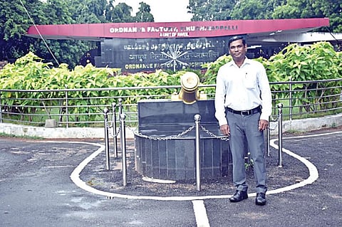 நீங்களும் யூபிஎஸ்சி வெல்லலாம் - 7: அன்றாடம் வீட்டுப்பாடம் செய்ததன் பலனாக ஐஓஎப்எஸ் பணி பெற்றவர்!