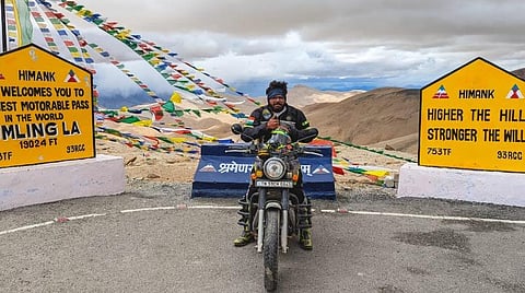 குங்கும சீனிவாசன்