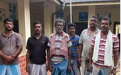 ராமேசுவரம் மீனவர்கள் 6 பேர் விடுவிப்பு
