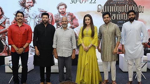 பொன்னியின் செல்வன் படக் குழு