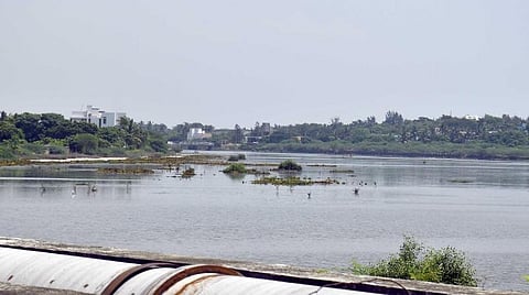 கால்வாய் சீரமைப்பு பணிகள்