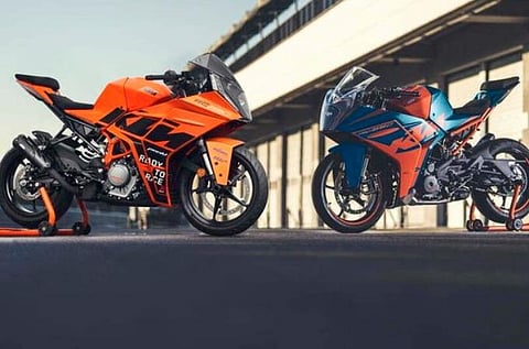 கேடிஎம் RC390, RC200 ஸ்பெஷல் எடிஷன் இந்தியாவில் அறிமுகம்: விலை & விவரம்