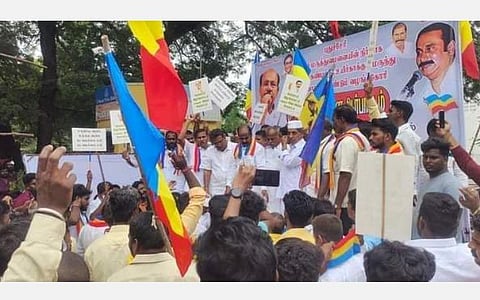 ஜிப்மர் மருத்துவமனையில் மருத்து தட்டுப்பாட்டை போக்க வேண்டும்: பாமக கண்டன ஆர்ப்பாட்டம்