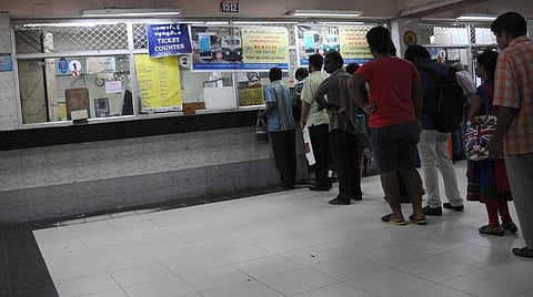 சென்னையின் முக்கிய ரயில் நிலையங்களில் பிளாட்பாரம் டிக்கெட் விலை உயர்வு