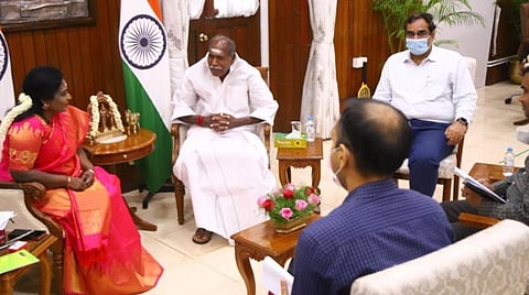 புதுச்சேரி முதல்வருடன் துணைநிலை ஆளுநர் ஆலோசனை.