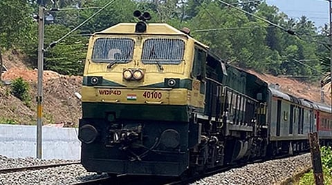 கோவை - கோரக்பூர் இடையே வரும் 11-ம் தேதி முதல் வாராந்திர சிறப்பு ரயில் இயக்கம்
