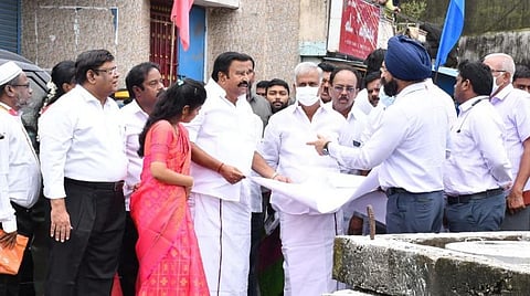 ரயில்வே சுரங்கப்பாதை திட்டத்தை பார்வையிடும் அமைச்சர் கே.என்.நேரு