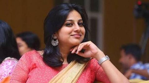 ``ஷட்டரை மூடி என்னை அழவைத்தார்கள்" - ஷோரூம் ஊழியர்கள் தகராறு குறித்து நடிகை அன்னா ரேஷ்மா
