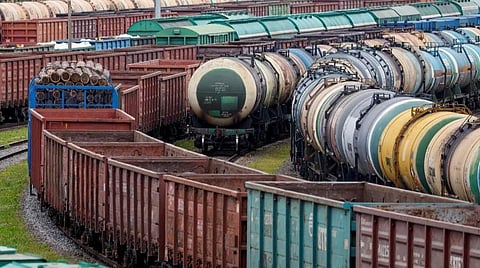 மதுரை ரயில்வே கோட்டத்தில் சரக்கு போக்குவரத்து வருமானம் ரூ.170 கோடியாக அதிகரிப்பு