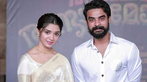 டோவினோ தாமஸ், கீர்த்தி ஷெட்டி நடிக்கும் மலையாள பட பணிகள் தொடக்கம்