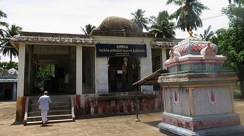 தலைச்சங்காடு நாண்மதியப் பெருமாள் கோயில்