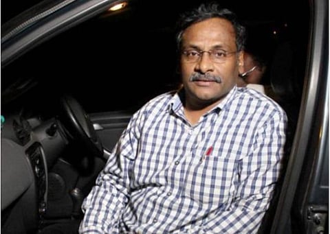 முன்னாள் பேராசிரியர் சாய்பாபா