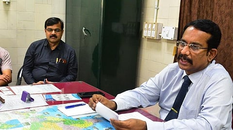 படம் விளக்கம்: மதுரையில் இன்று தமிழ்நாடு மருத்துவ கவுன்சில் தலைவர் க.செந்தில் செய்தியாளர்களை சந்தித்து பேசினார். படம்: எஸ்.கிருஷ்ணமூர்த்தி.