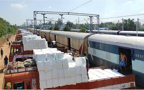 அதிக பலன் தரும் சரக்கு போக்குவரத்து துறை முதலீடு 