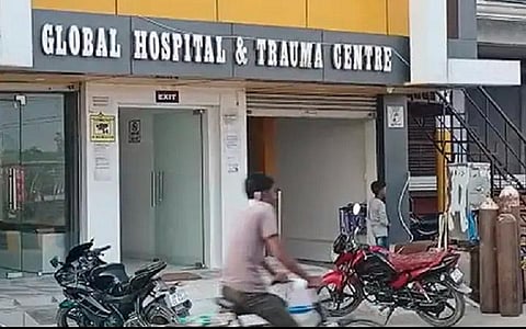 சம்பந்தப்பட்ட தனியார் மருத்துவமனை