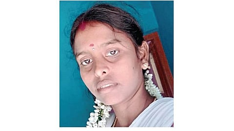 நிவேதா