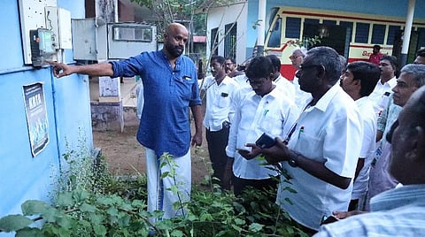 பெரிங்ஞானம் கிராமத்தை பார்வையிட்ட தமிழக பஞ்சாயத்து தலைவர்கள்