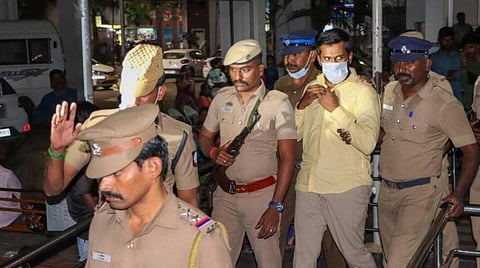 கோவை கார் சிலிண்டர் வெடிப்பு வழக்கு - கைதானவர்களை காவலில் எடுத்து விசாரிக்க என்ஐஏ திட்டம்