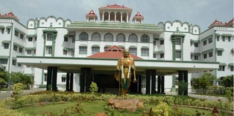 நிர்வாக நடுவர்களுக்கு குற்றவியல் சட்டப்பயிற்சி - தமிழக அரசுக்கு உயர் நீதிமன்றம் உத்தரவு