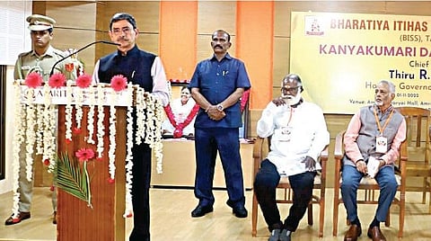 நாகர்கோவில் அருகே இறச்சகுளம் அமிர்தா பொறியியல் கல்லூரியில் நேற்று நடந்த கன்னியாகுமரி தின விழாவில் தமிழக ஆளுநர் ஆர்.என்.ரவி பேசினார்.
