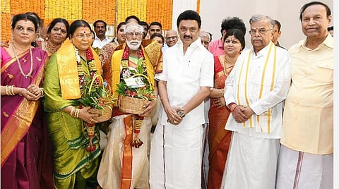 ஆளுநர் இல.கணேசன் இல்ல விழாவில் பங்கேற்ற முதல்வர் மு.க.ஸ்டாலின்