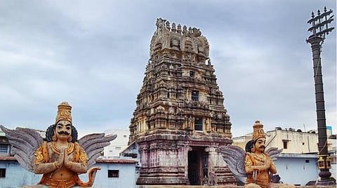 திருப்பாடகம் பாண்டவதூதப் பெருமாள் கோயில்