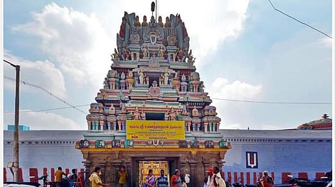 108 வைணவ திவ்ய தேச உலா - 52 | திருக்காரகம் கருணாகரப் பெருமாள் 