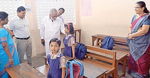 காஞ்சி ஏகாம்பரநாதர் பள்ளியில் ரூ.13 கோடியில் 42 புதிய வகுப்பறைகள் கட்டப்படும்: அமைச்சர் சேகர் பாபு