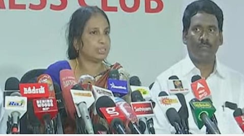 சென்னையில் பேட்டி அளித்த நளினி