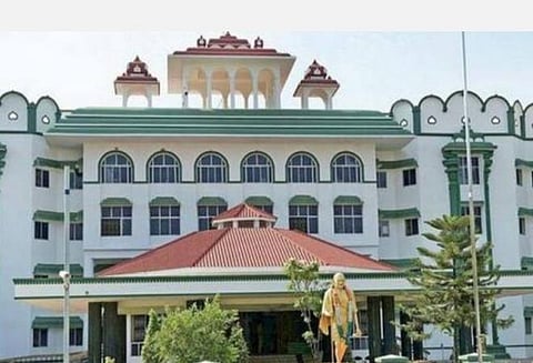 சென்னை உயர் நீதிமன்ற மதுரைக் கிளை
