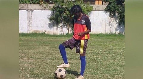 கால்பந்து பயிற்சியில் ஈடுபட்ட வீராங்கனை பிரியா (பழைய படம்)