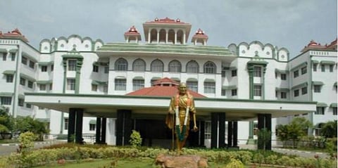 அரசு ஐடிஐகளில் தனியார் நிறுவனம் மூலம் பயிற்றுநர்கள் நியமிக்க தடை