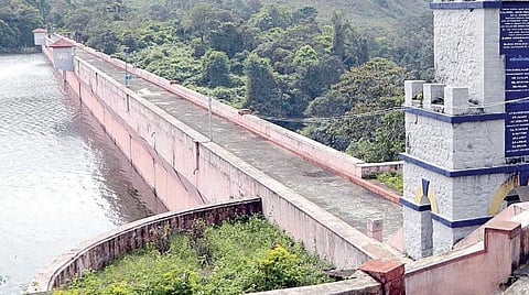 முல்லை பெரியாறு அணை நீர்மட்டம் 138 அடியை எட்டியது: கேரளாவுக்கு 2-ம் கட்ட வெள்ள எச்சரிக்கை