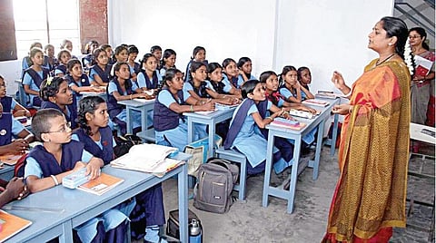 ஆசிரியர் எனும் சிற்பி