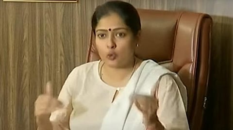 சென்னையில் செய்தியாளர்களைச் சந்தித்த காயத்ரி ரகுராம்