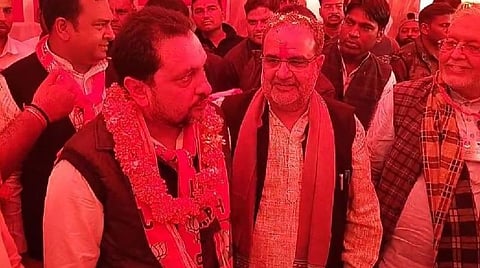 உ.பி.யில் ஆசம் கானுக்கு நெருக்கமான ஃபசகத் அலி கான் பாஜகவில் இணைந்தார்