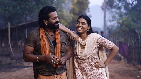 சினிமா துளிகள் | ரூ.400 கோடி வசூலில் ‘காந்தாரா’ - ‘கே.ஜி.எஃப் 2’ சாதனை முறியடிப்பு