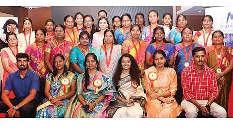 ‘மாற்றங்கள்’ குழுவினருடன் சுசித்ரா