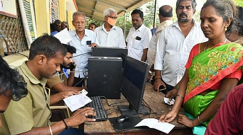 சிறப்பு முகாம்கள்