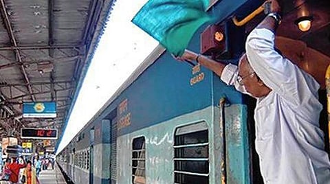 எர்ணாகுளம் - தாம்பரம் இடையே இயக்கப்படும் வாராந்திர ரயிலுக்கு கூடுதல் நிறுத்தம்