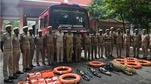 மாண்டஸ் புயல் | தேசிய, தமிழக பேரிடர் மீட்புப் படையின் 476 வீரர்கள் அடங்கிய 14 குழுக்கள் நிலைநிறுத்தம்