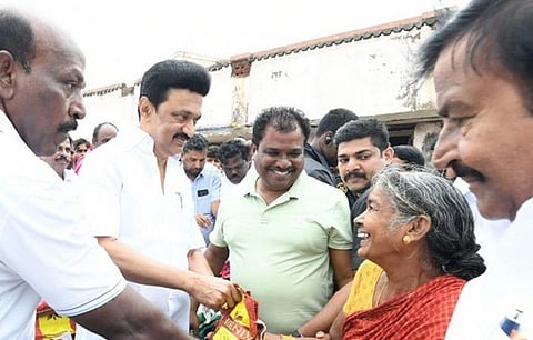 மாண்டஸ் புயல் பாதிப்பு | ஈஞ்சம்பாக்கத்தில் முதல்வர் ஸ்டாலின் நேரில் ஆய்வு