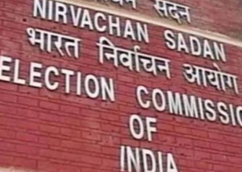 குஜராத், இமாச்சல் தேர்தல் விதிமுறை மீறல்: சி விஜில் செயலியில் குவிந்த புகார்கள்